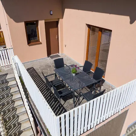 Balcony 3*