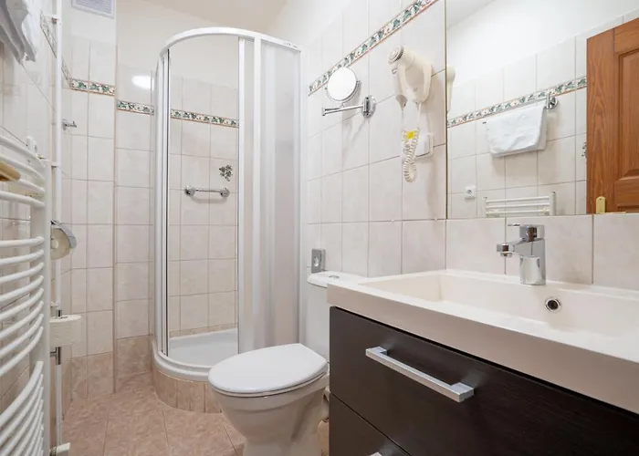 게스트하우스 Balcony 3*